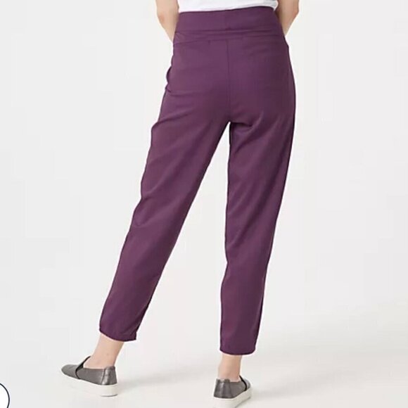 NEW Zuda Traveler Slim Leg Pants - Size: XXS - Picture 8 of 10